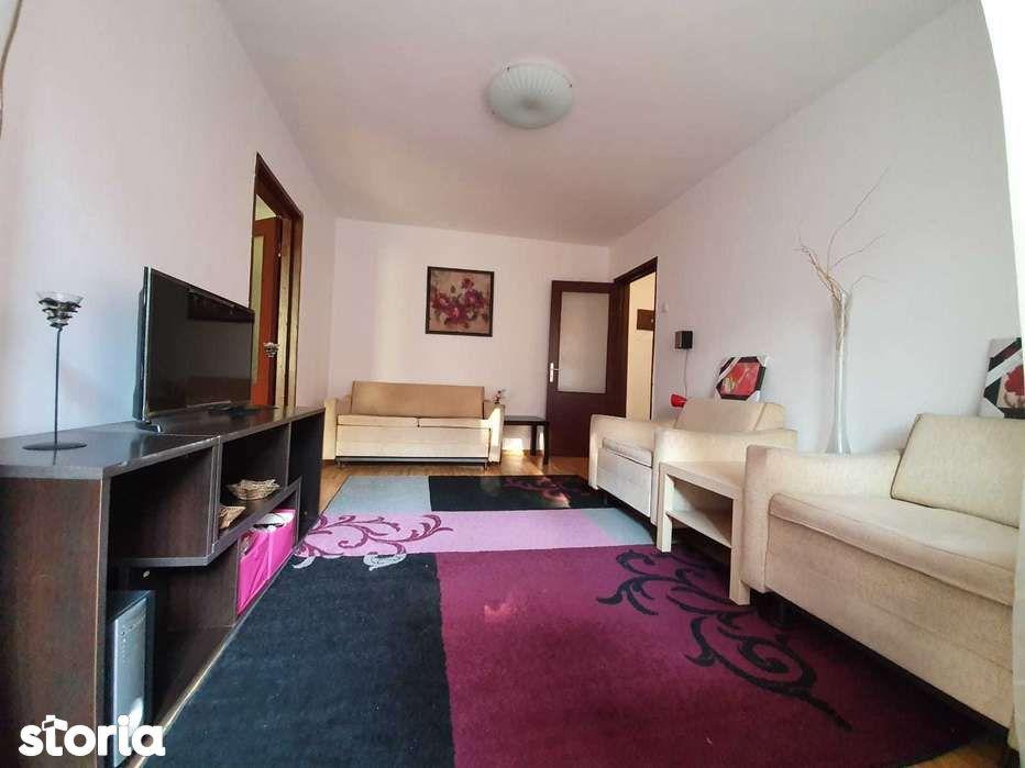Proprietar Închiriez Apartament 2 cam 9 Mai, dotari excelente, et 2/4