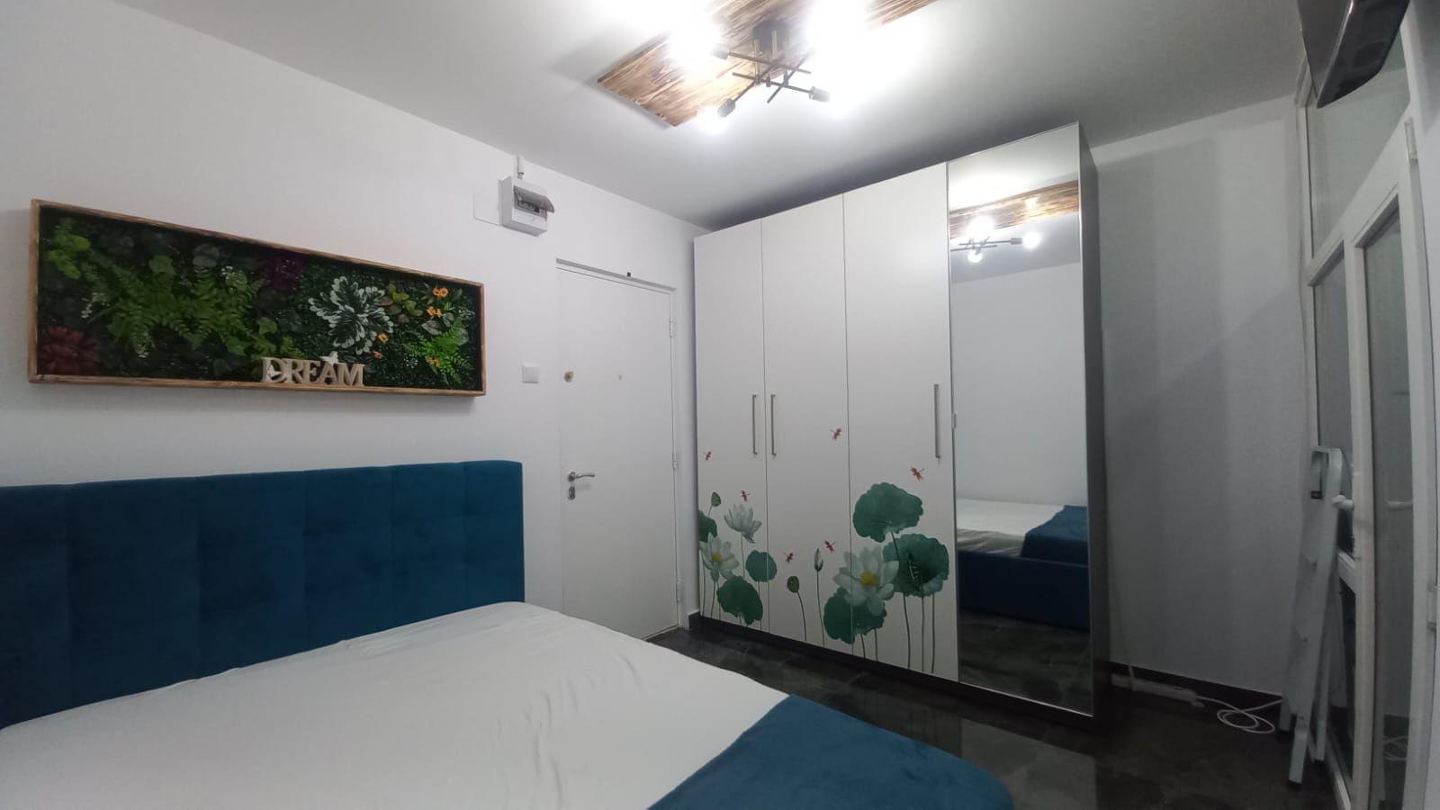 Închiriez garsoniera Pajura