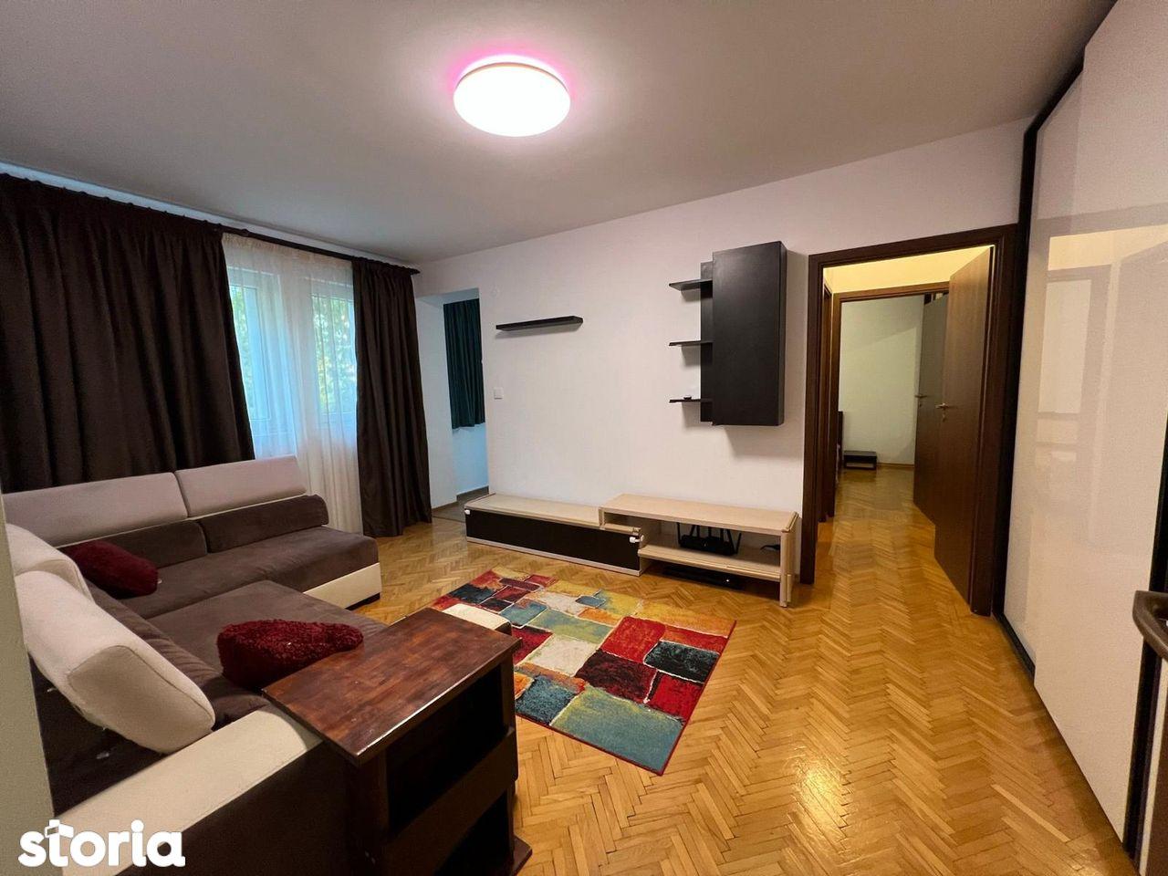 2 camera Dristor cu loc de parcare - imagine 1