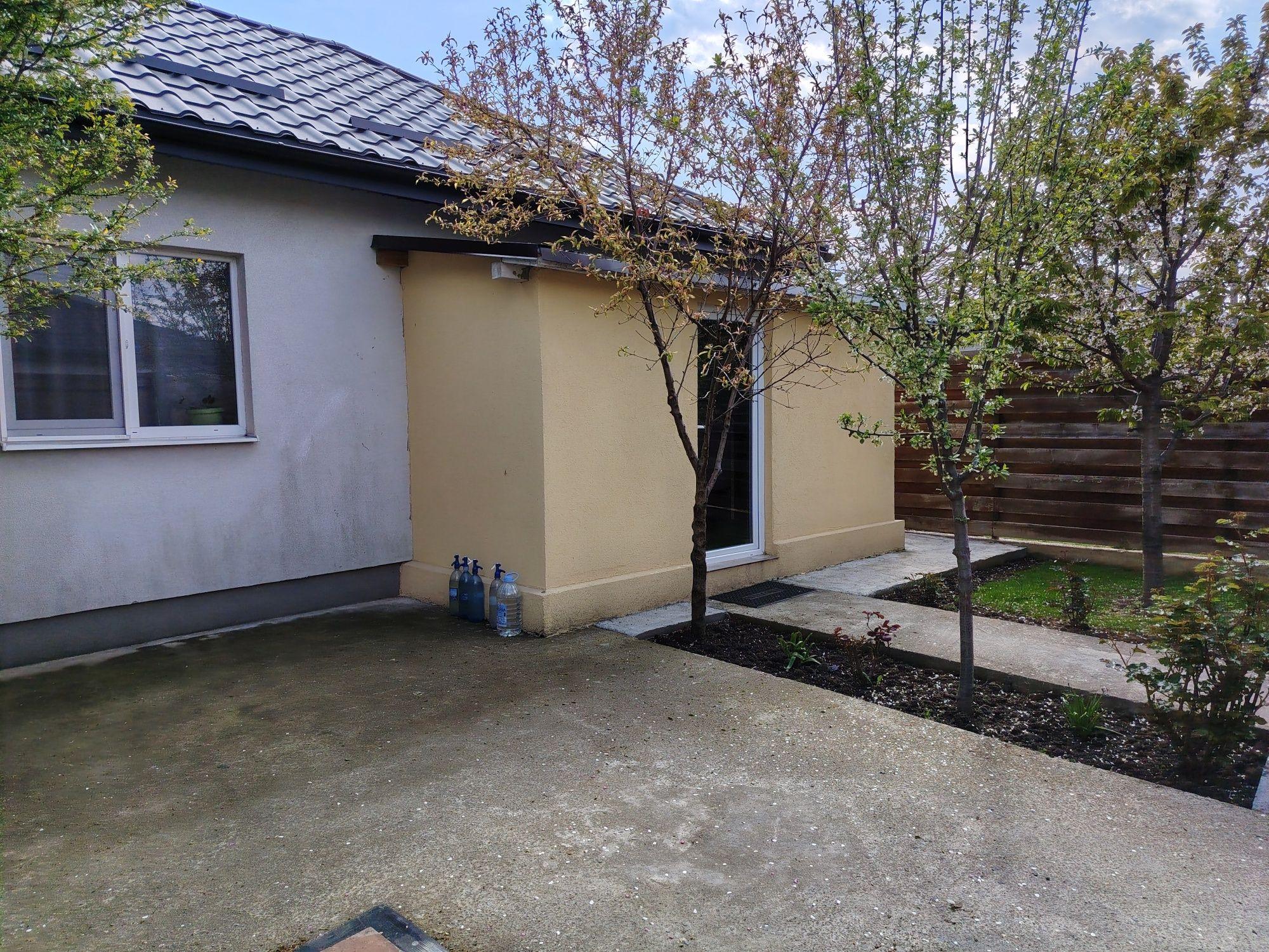 Casa de vânzare Glina la stadion - imagine 1