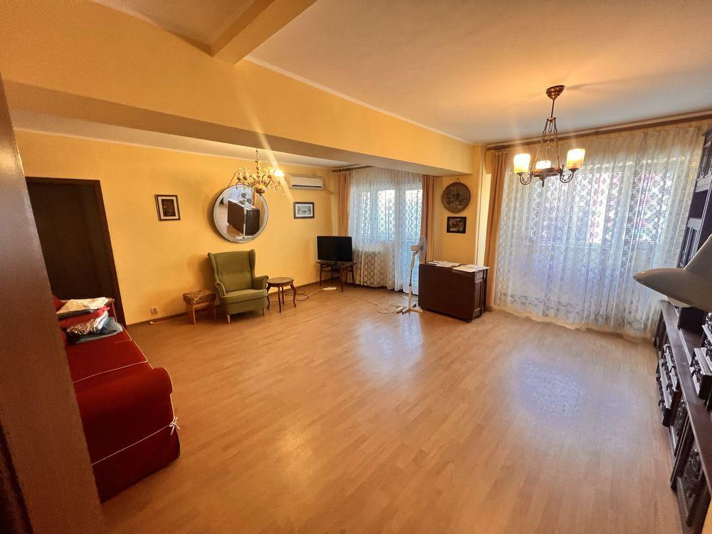 Apartament 3 Camere - 2 Bai - Piata Berceni - 10 min Piata Sudului