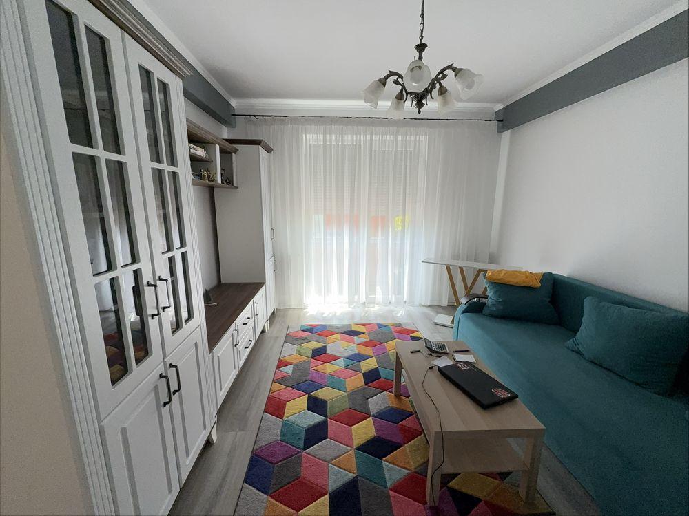 Proprietar vand ap 3 camere decomandat cf 1 Rahova Salaj Sebastian