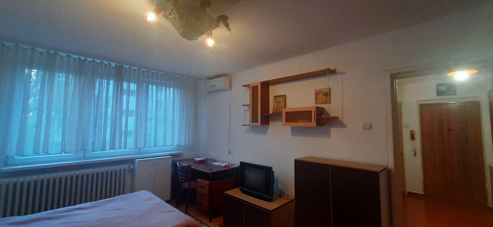 Garsoniera 350€ Drumul Taberei Dealul Macinului