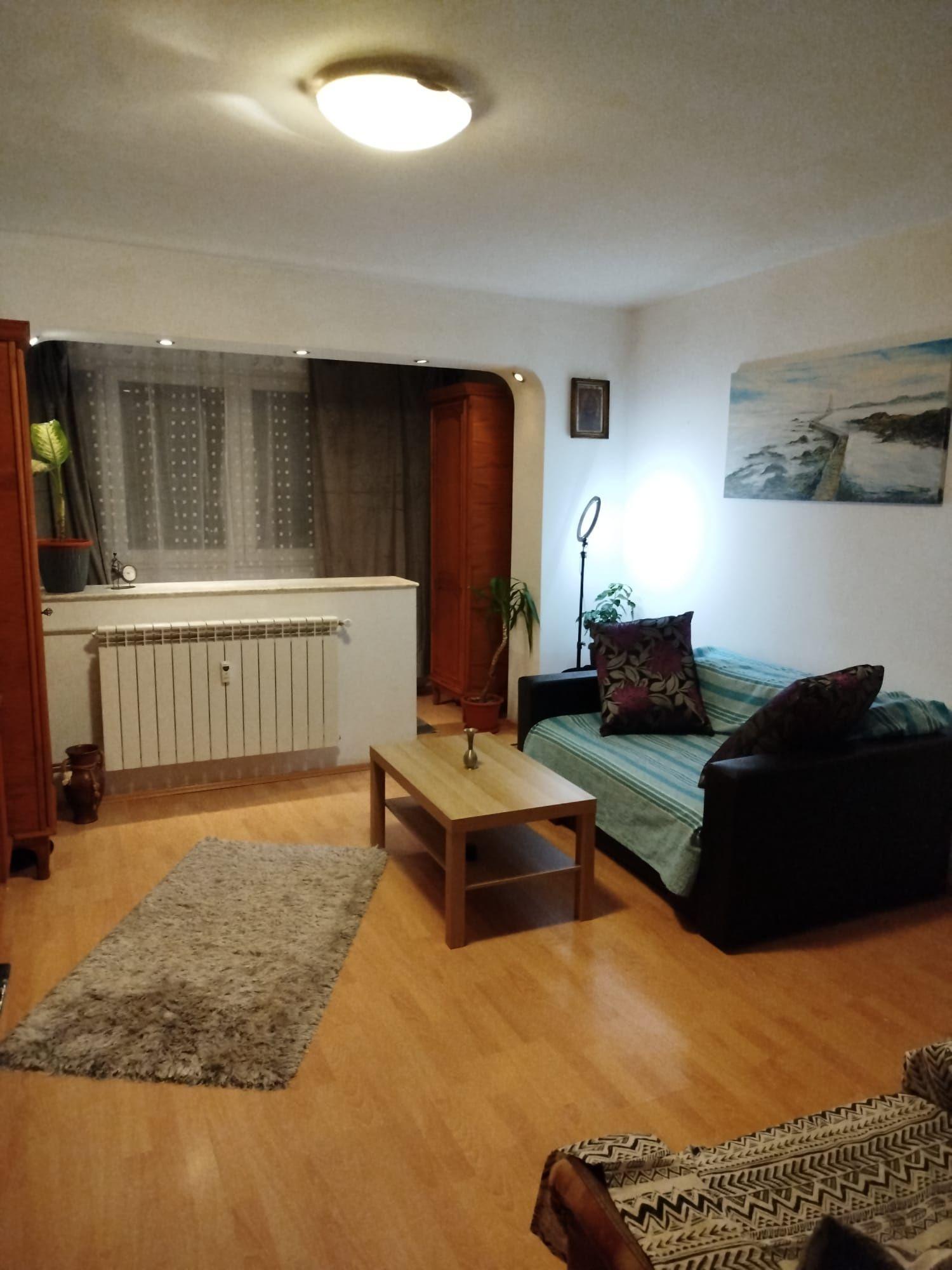 Drumul taberei 2 camere de inchiriat