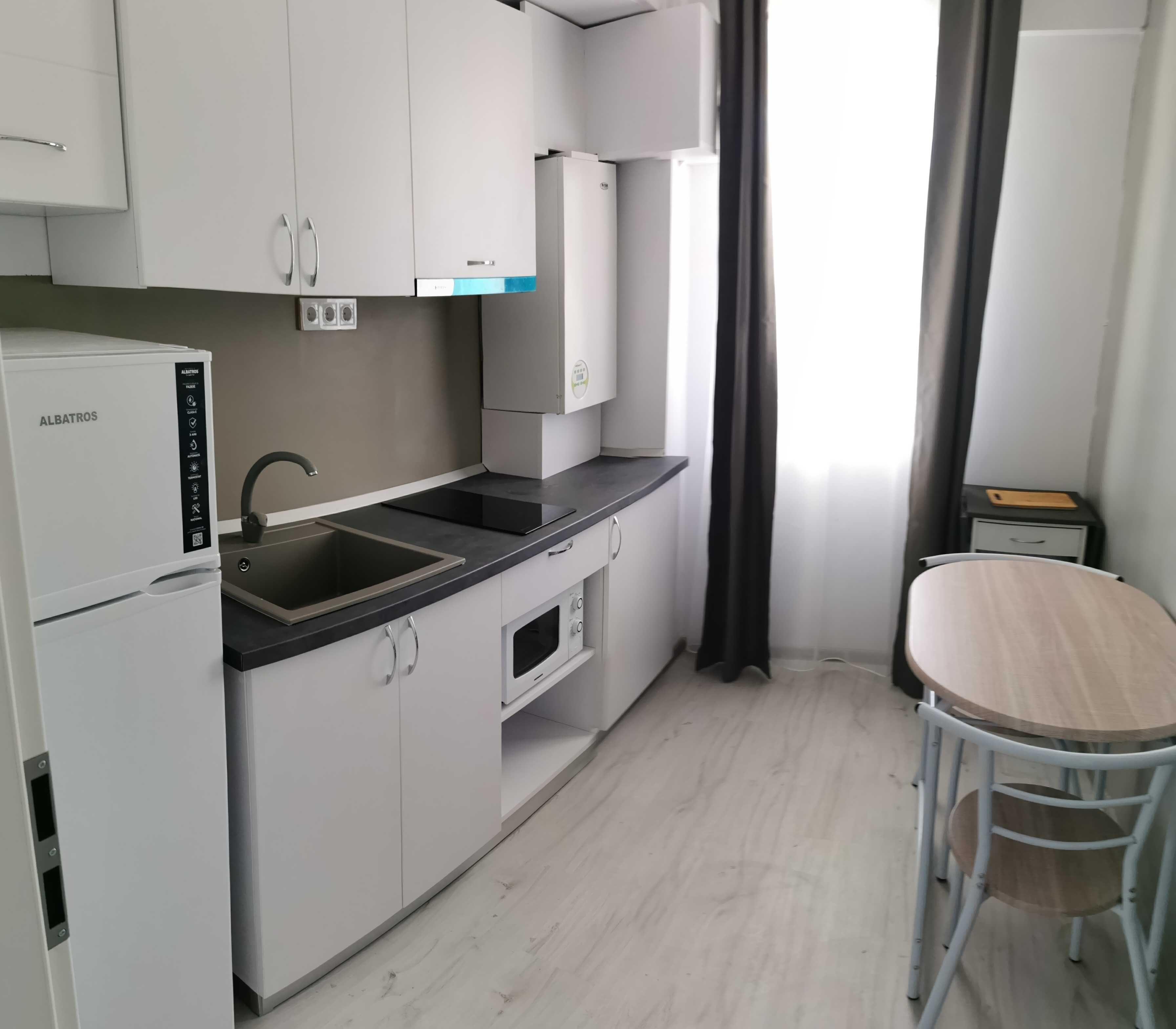 Inchiriere studio modern in  Otopeni-Complex Natatie   2250 ron. - imagine 1