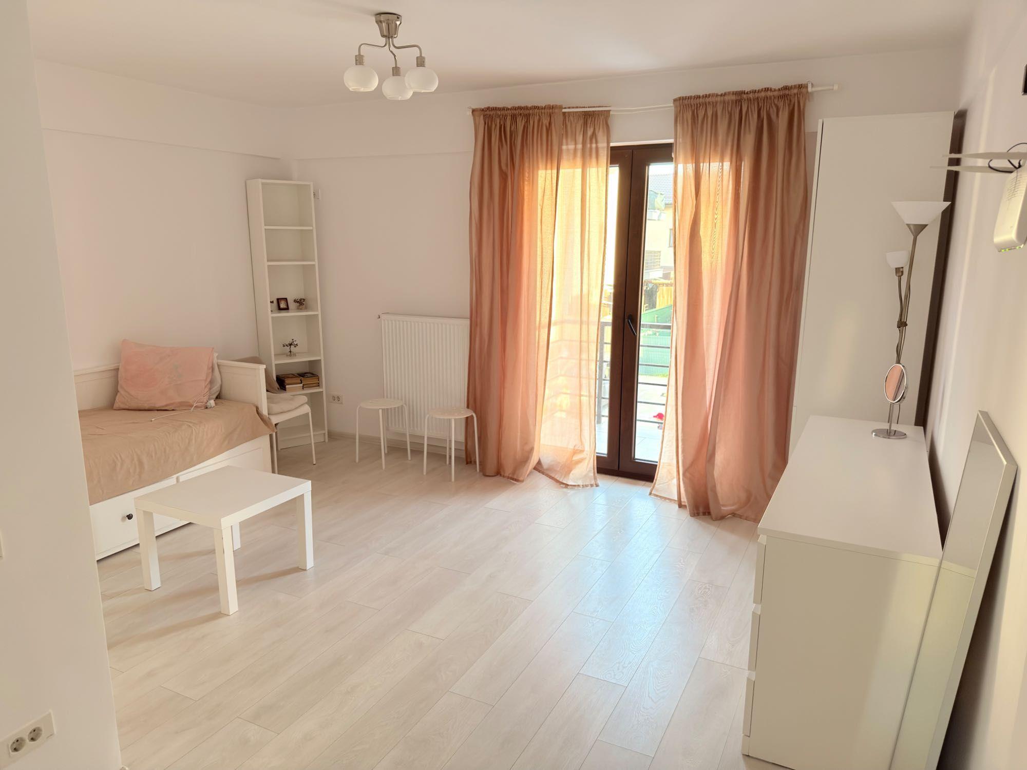 Garsonieră de închiriat