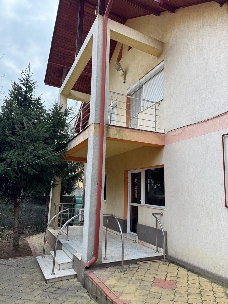 Vila de inchiriat - imagine 1