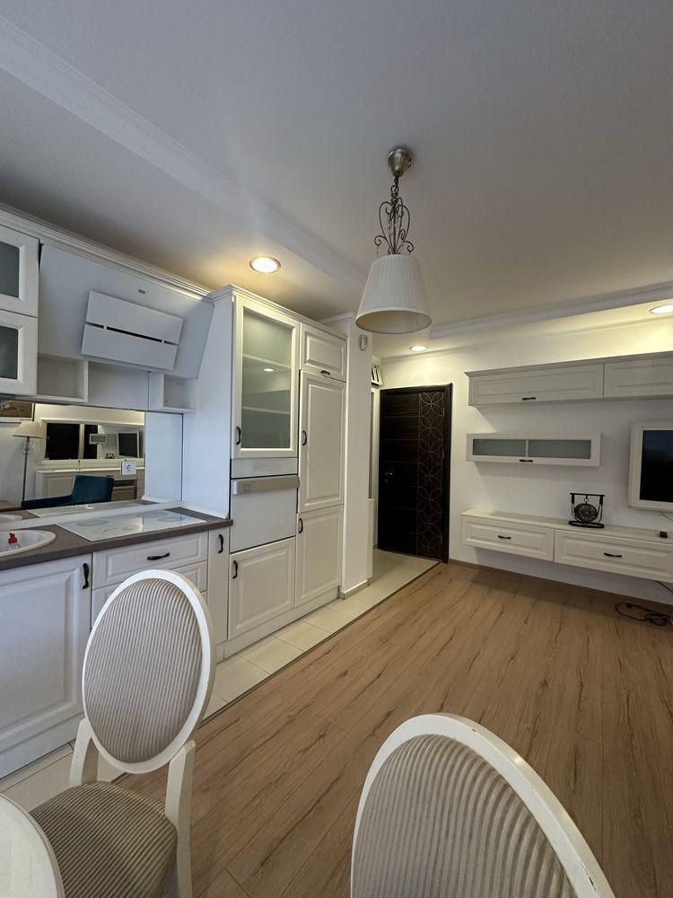 Inchiriez Garsoniera Diamond Residence Pipera - imagine 1