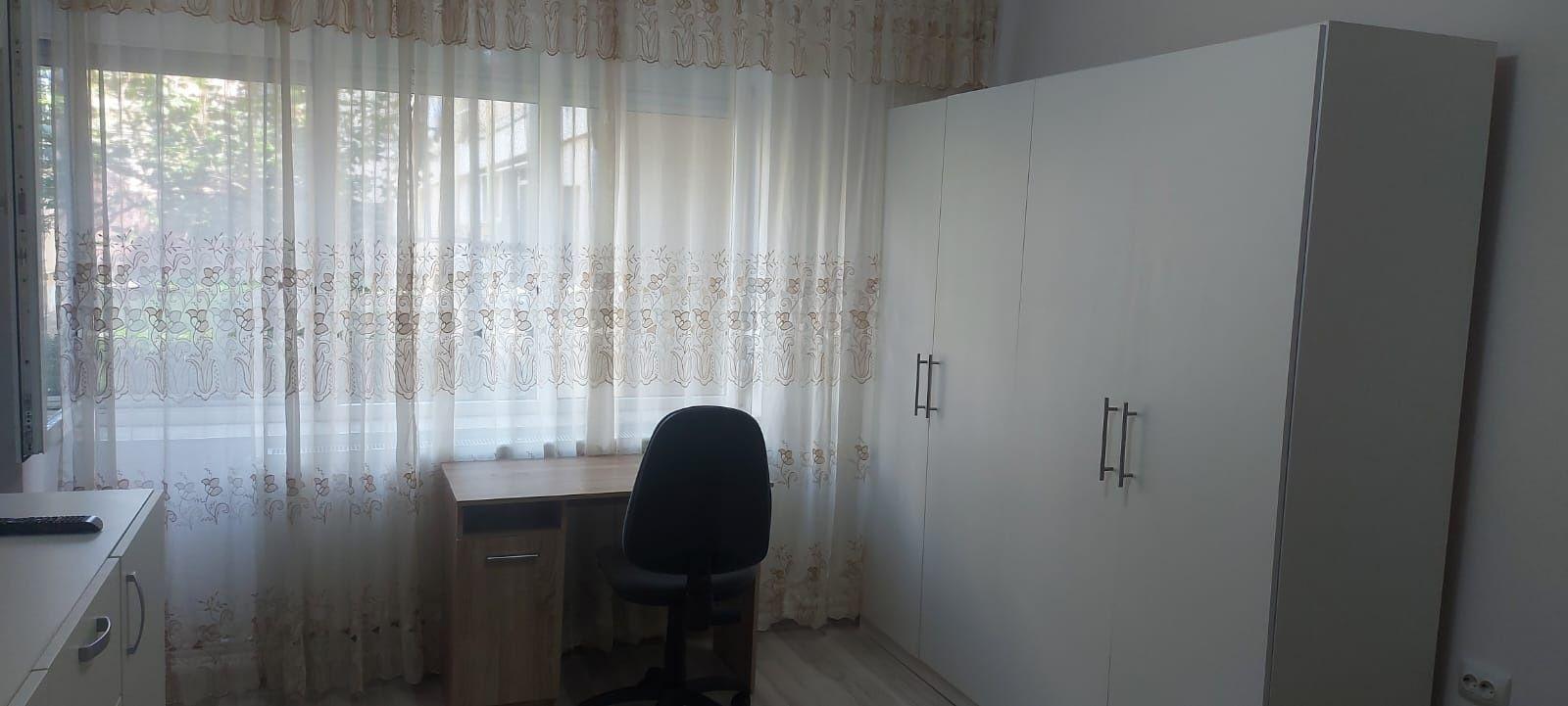 Închiriez garsoniera zona Traian - imagine 1