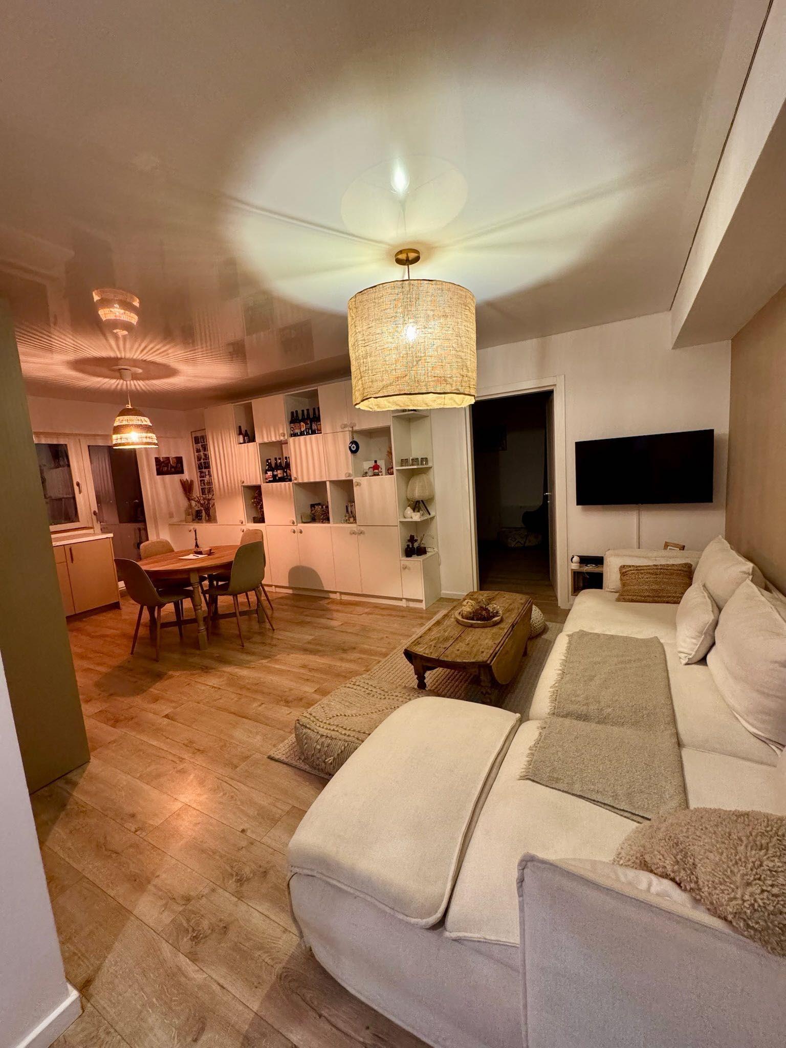 Apartament de vânzare în Copou ! - imagine 1