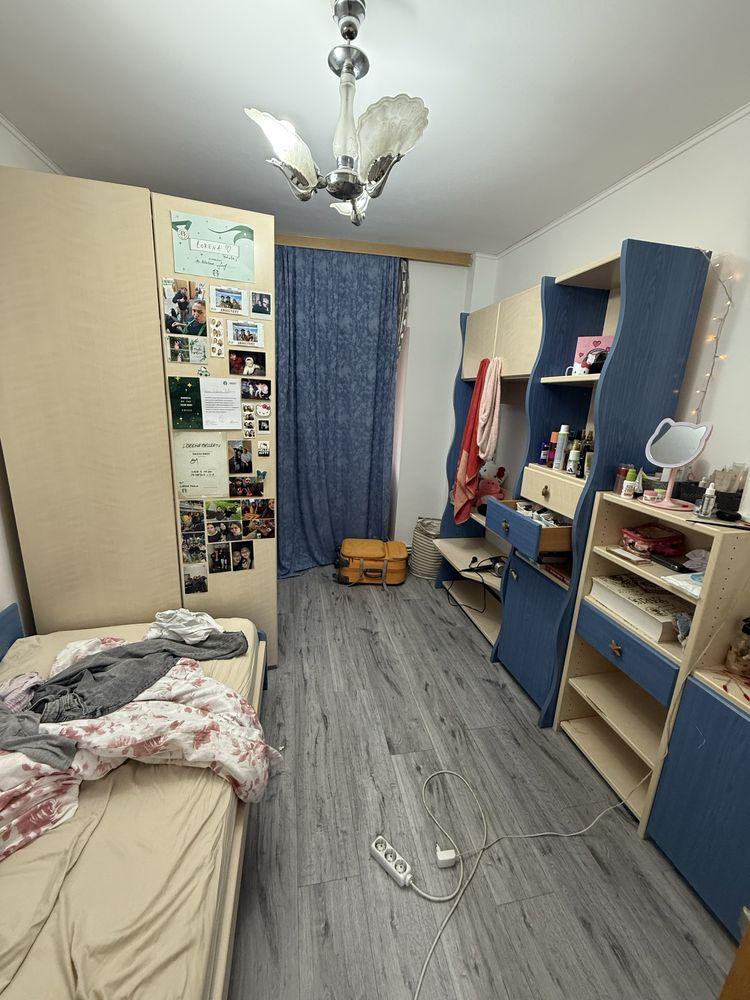 Vând toată Mobilă Apartament 4 camere Urgent - imagine 1