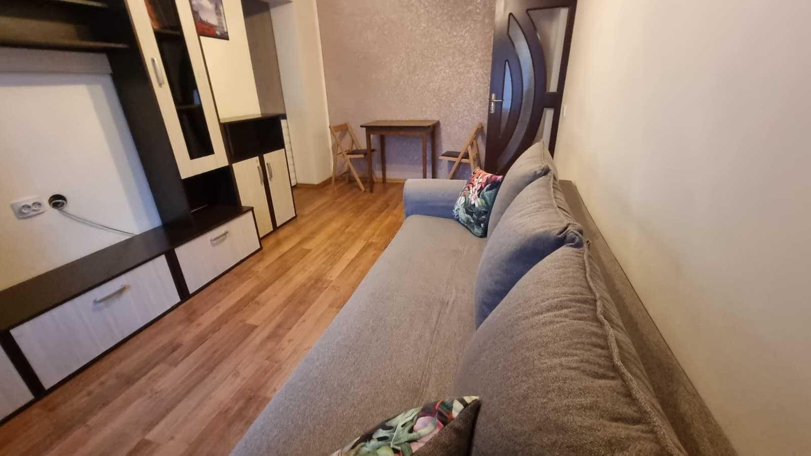 Apartament 2 camere Podu Ros, central