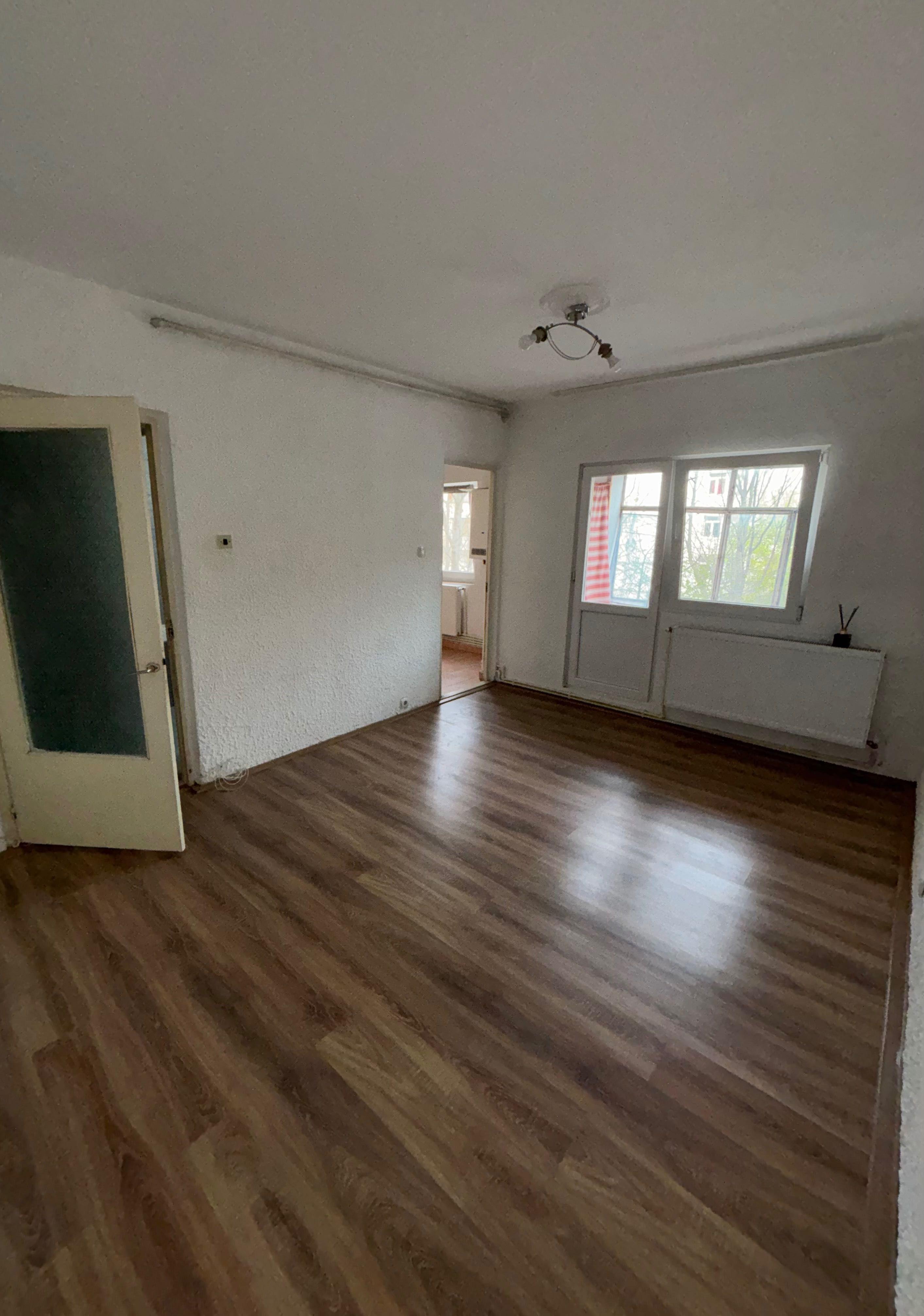 Garsoniera de inchiriat Dorobanti 2, Buzau, pe termen lung