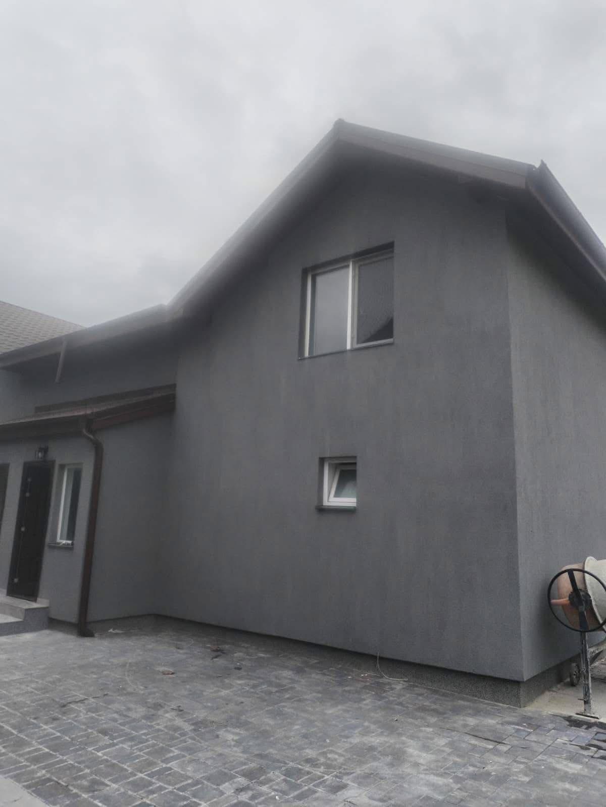 Inchiriez apartament de 2 camere la casa-Brosteni