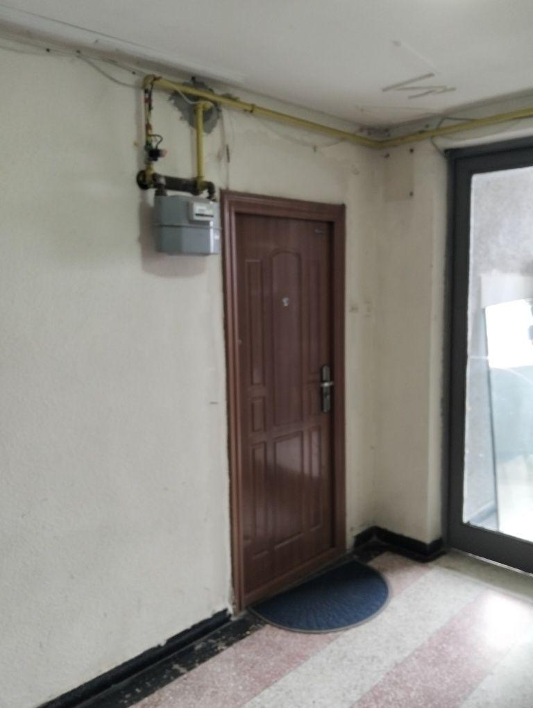 Apartament 2 Decomandate Cornișa