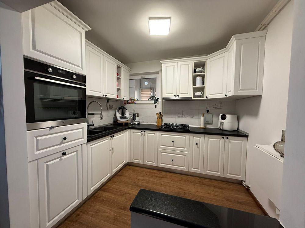 Apartament Cornisa Bistritei 3 cam decomandate