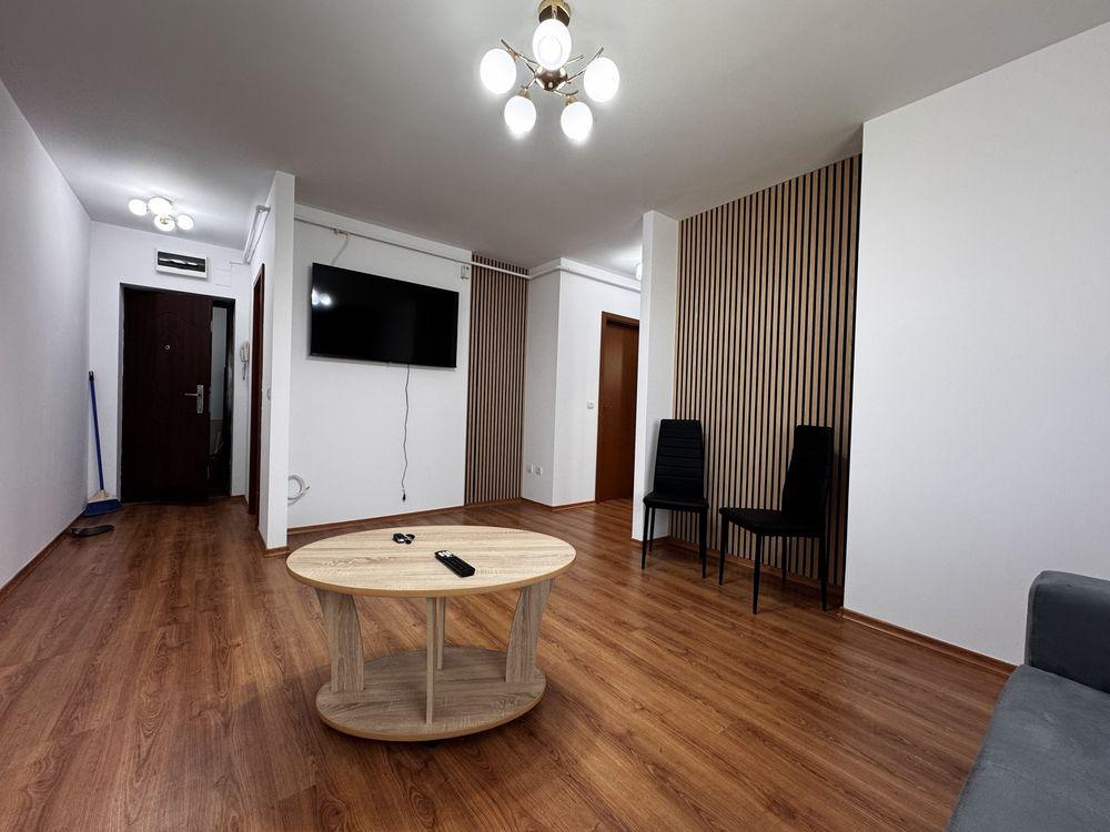 De inchiriat apartamnet 2 camere, 2 bai, langa mall, terasa