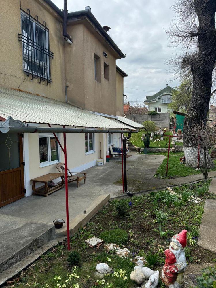 PROPIETAR   CENTRU SIBIU NOICA10Apartament 102mp, 3 camere+80m2 curte
