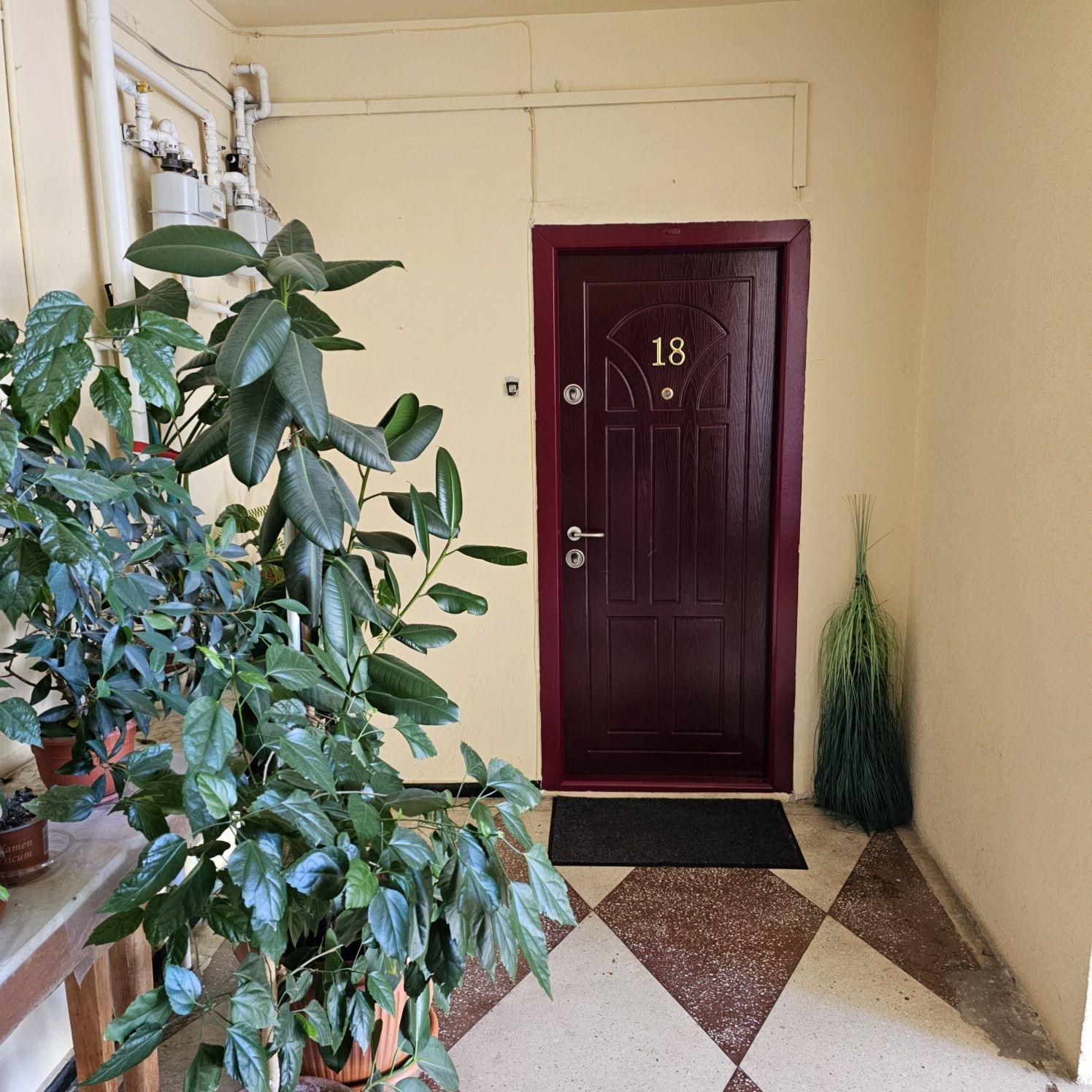 Vând apartament cartierul Ștrand