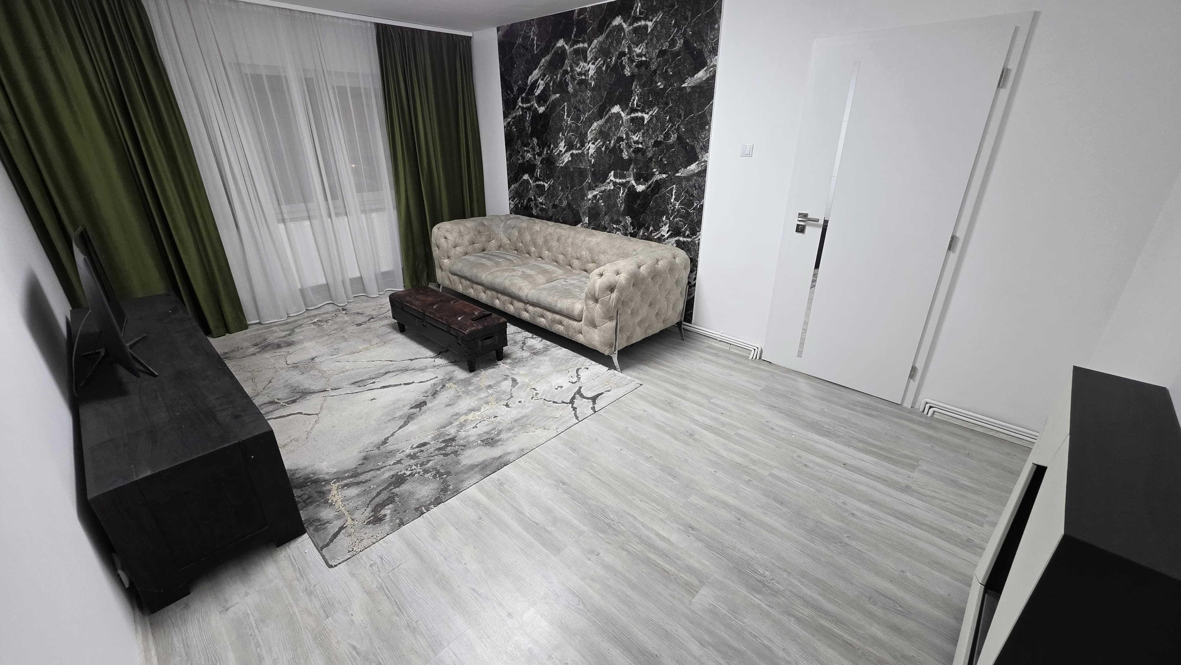 Inchiriez apart.3 camere,Terezian