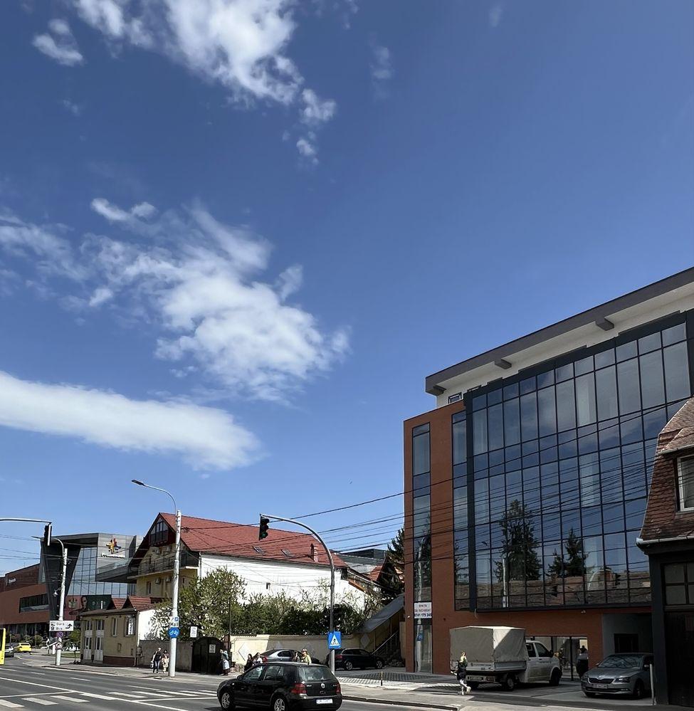 Spatiu de Birouri/Clinica/Comercial nou in centru.
