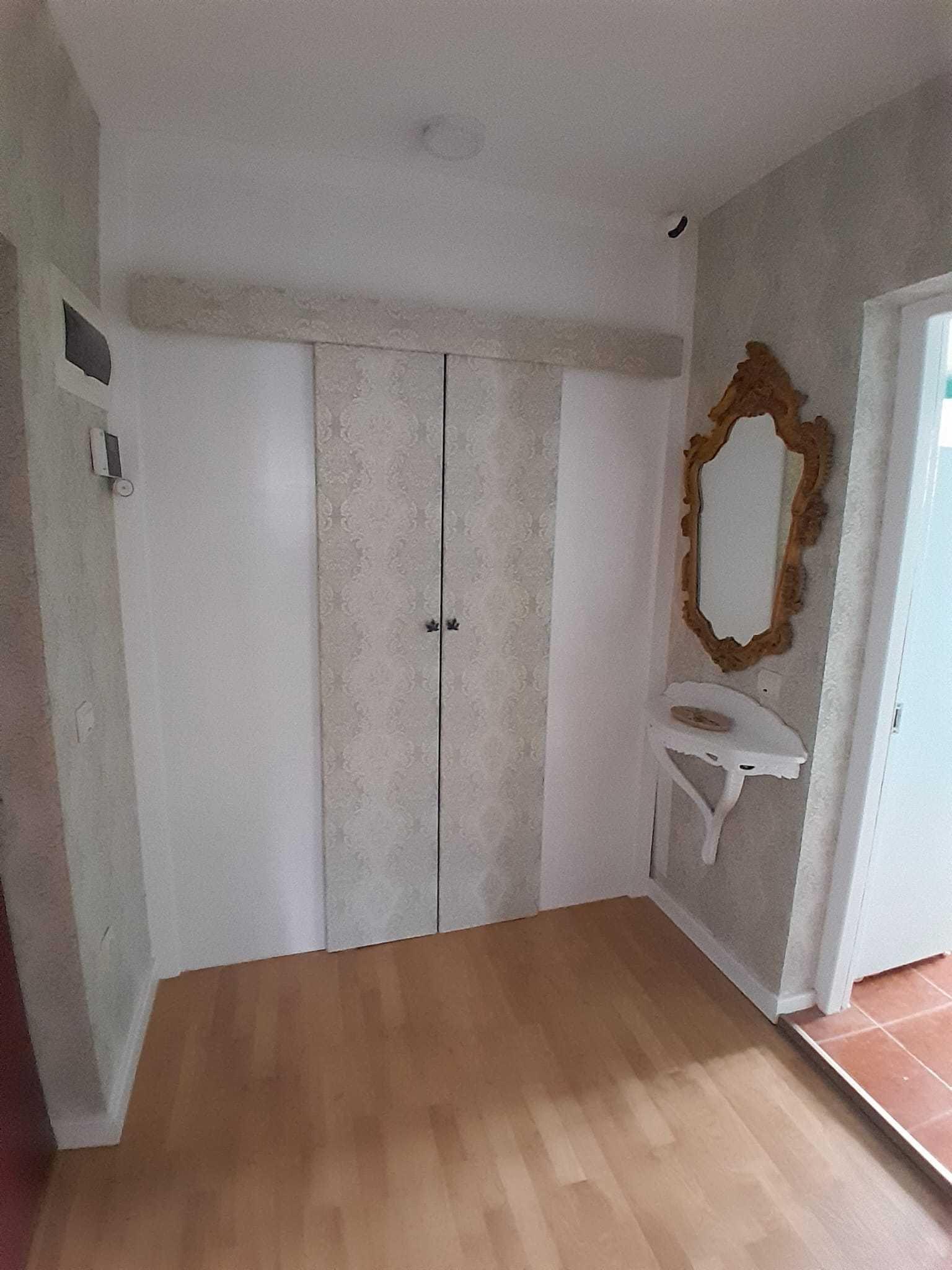 Apartament 80m2 de vanzare in Suceava,pe Zamca