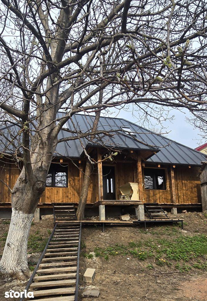 Apartament in casă