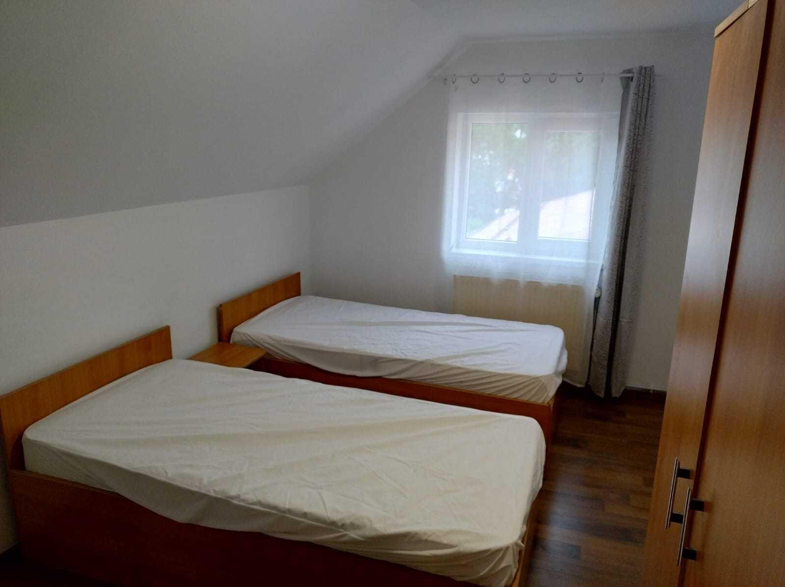 Închiriez 1 cameră   - 650 lei/lună/cheltuieli incluse