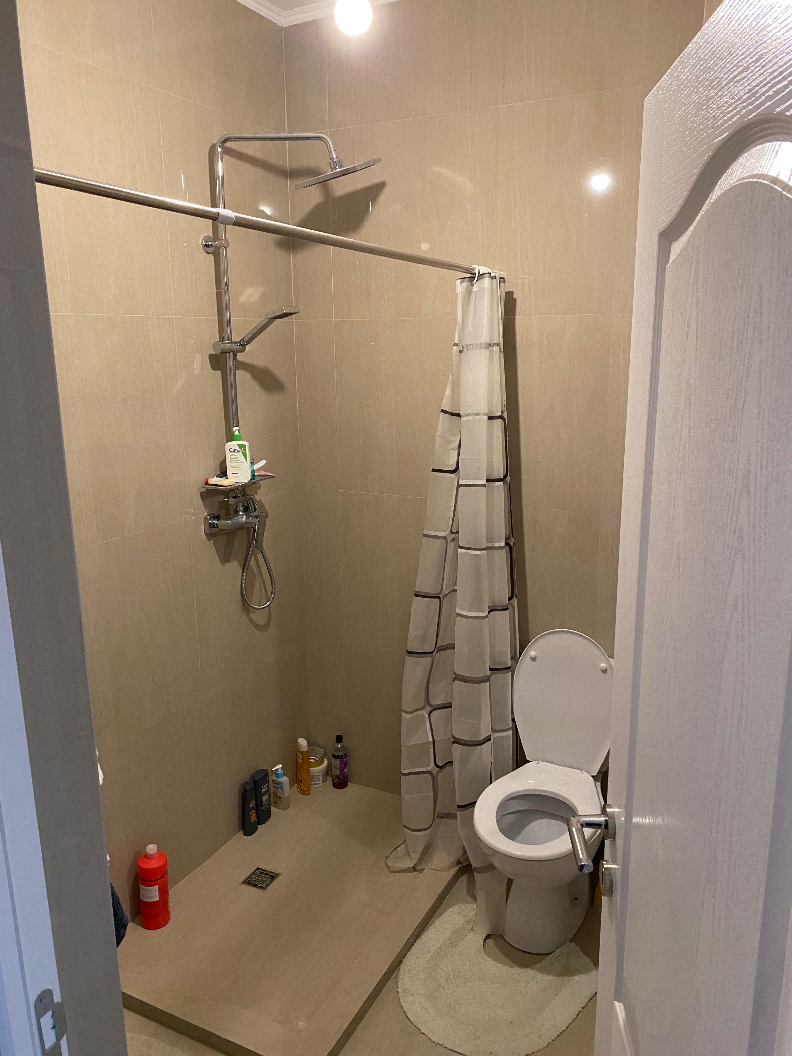 Inchiriez apartament 2 camere burdujeni