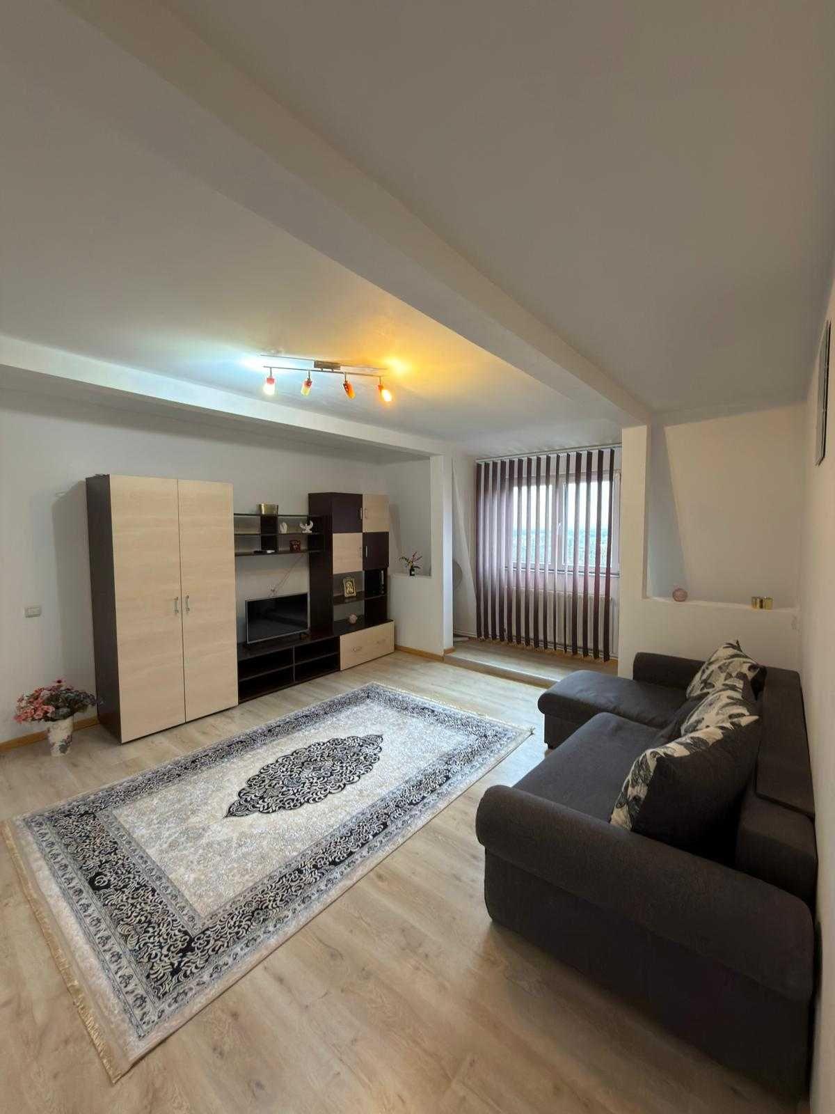 Inchiriez apartament 2 camere Zamca, 60 mp, complet mobilat și utila