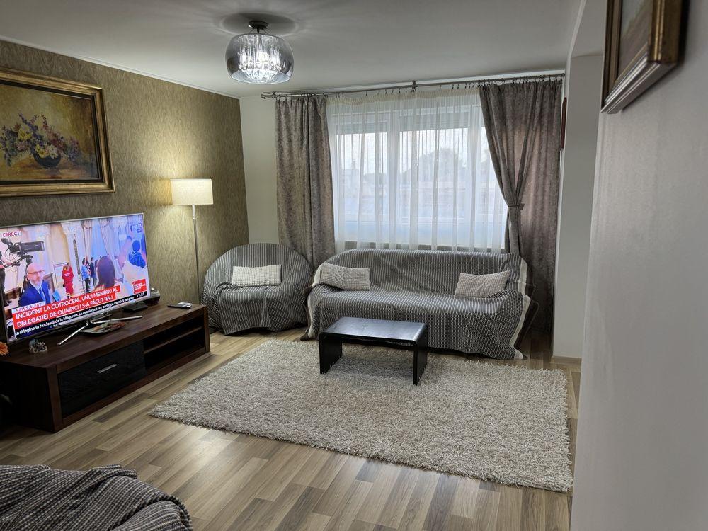 Inchiriez apartament  ultracentral zona Eker