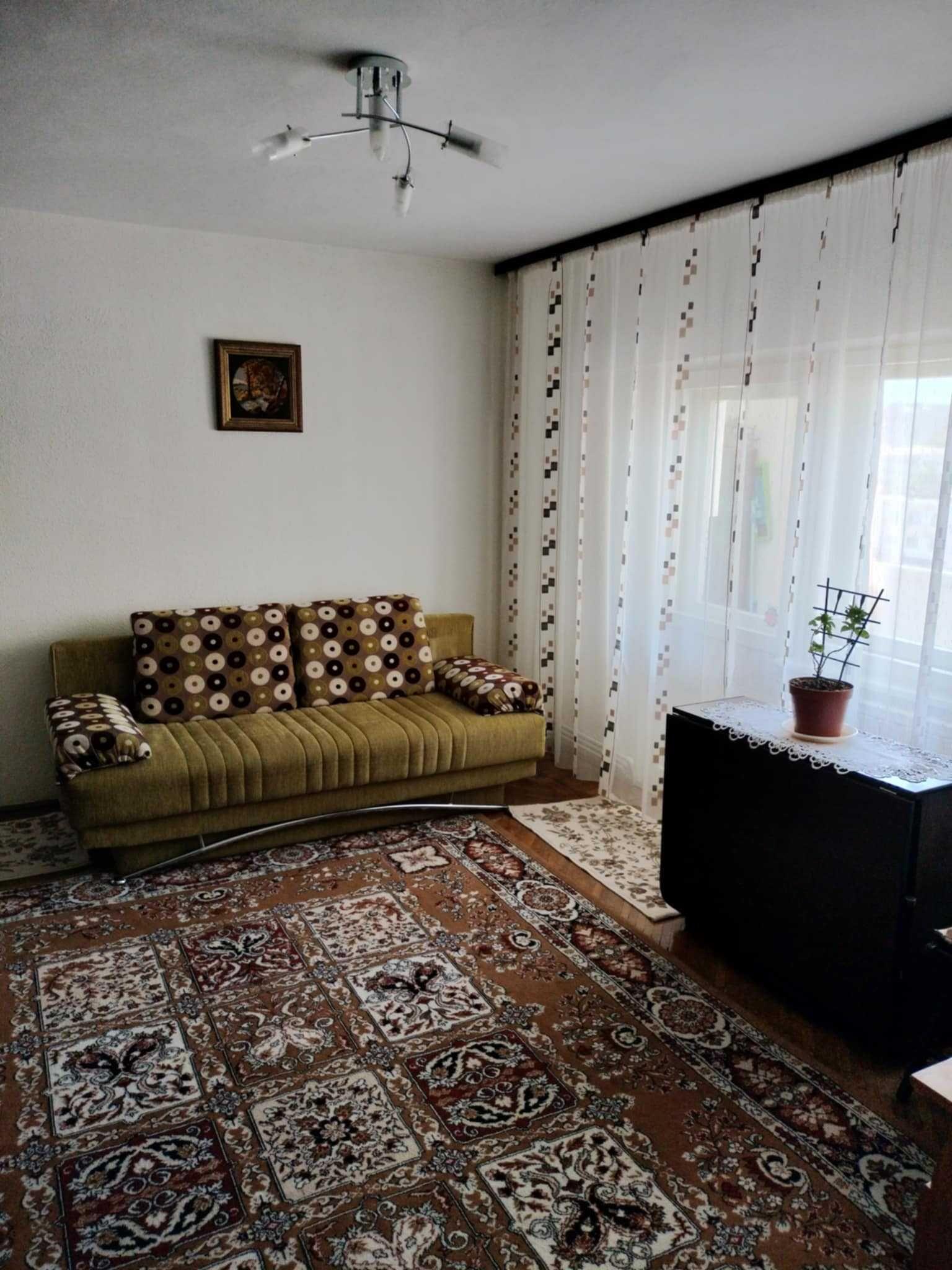 Apartament 3 camere B-dul M. Eminescu, nr. 8, FARA AGENTII