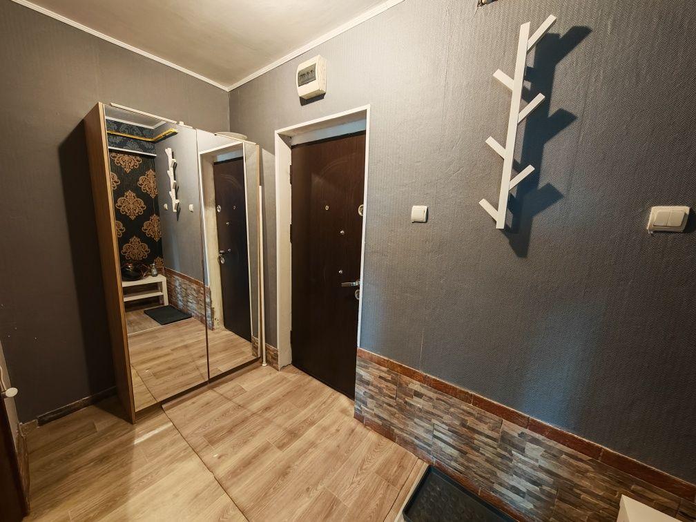 Inchiriez apartament cu 1 camera