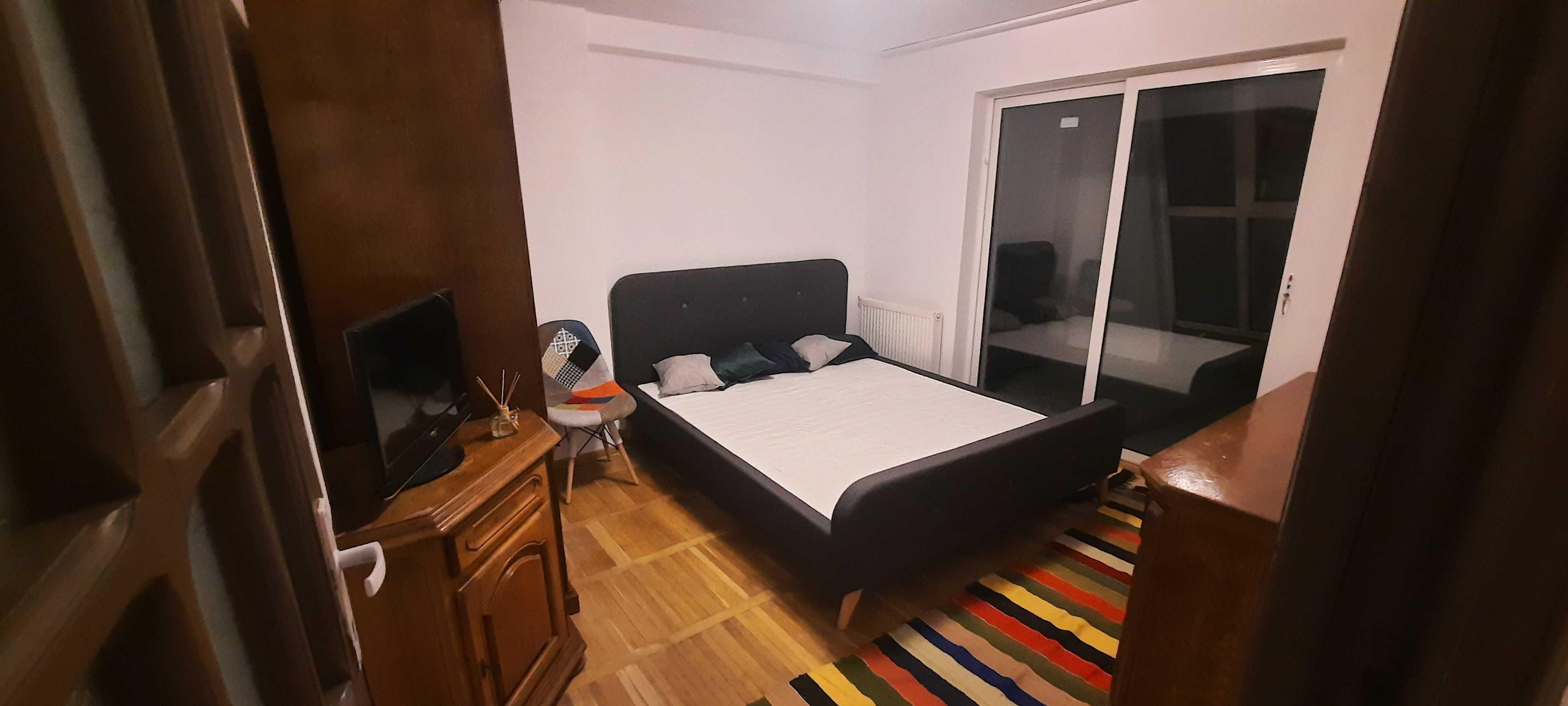 Chirie apartament 3 camere Marchian
