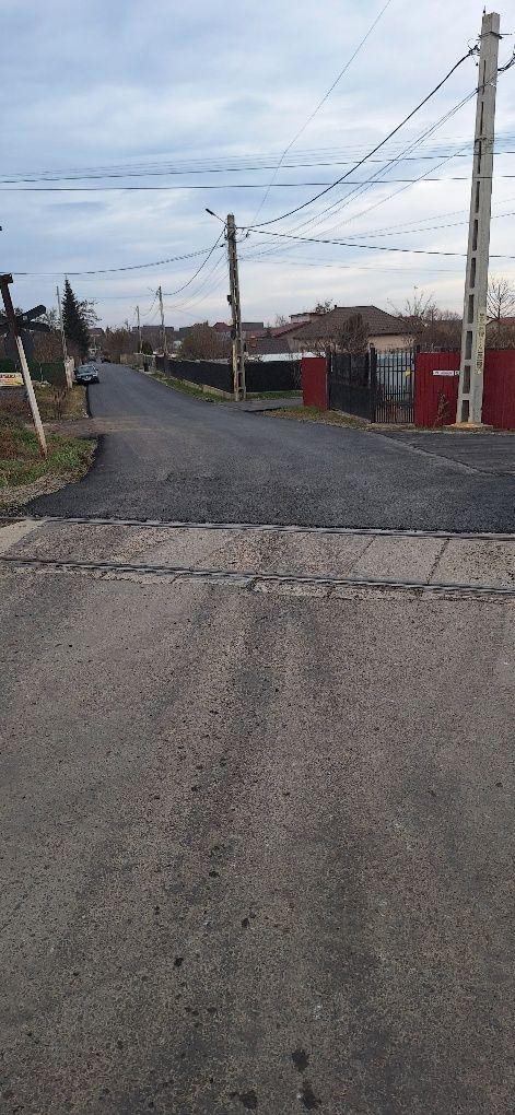 Teren 700m²  intravilan Catamaresti Deal