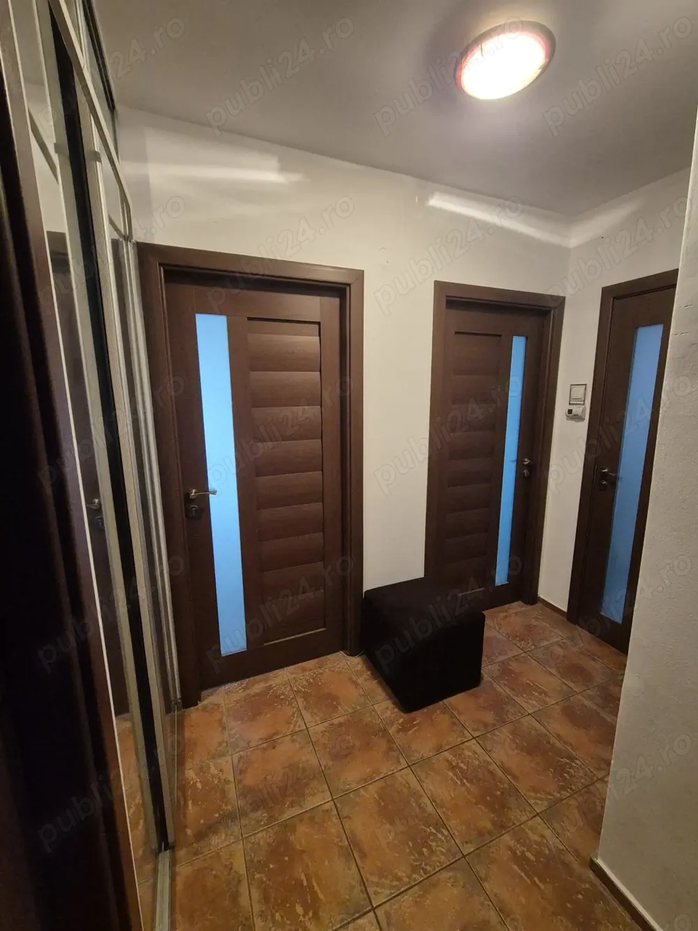 Vând apartament 2 camere, decomandat, bdul. Nicolae Bălcescu