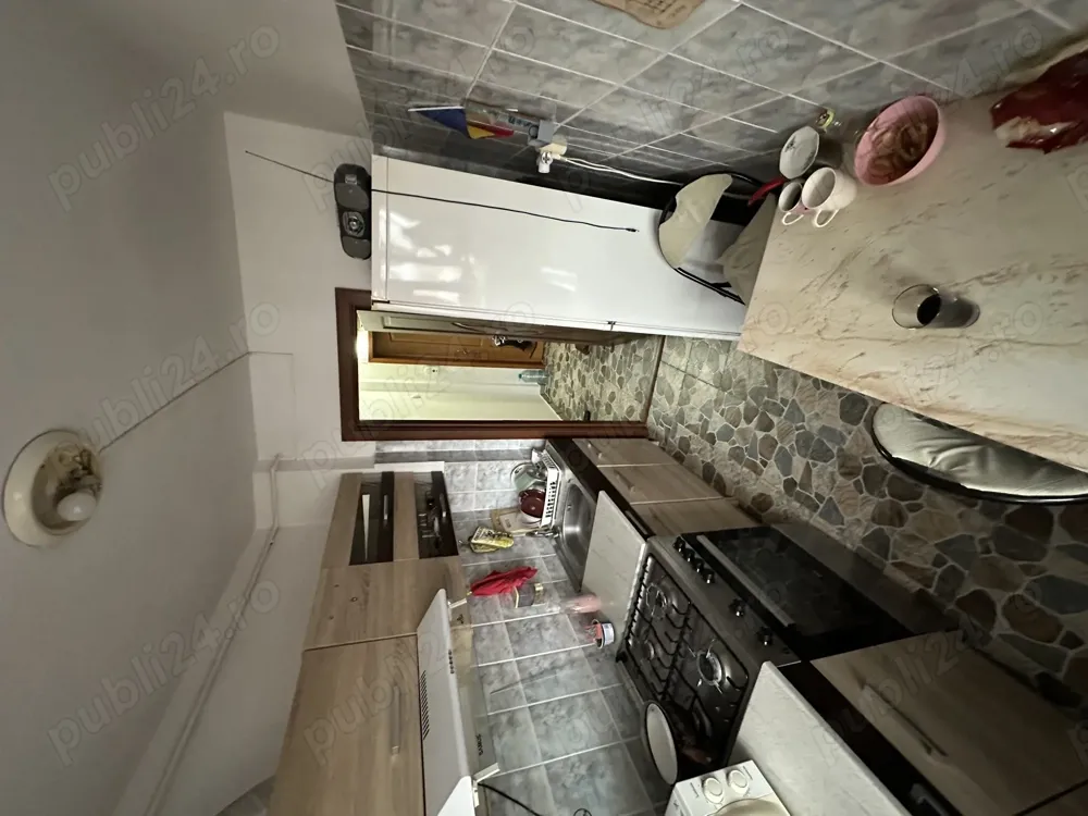 Apartament 2 camere Micro 14 -balcon mare et 6 10 -65000 EUR neg