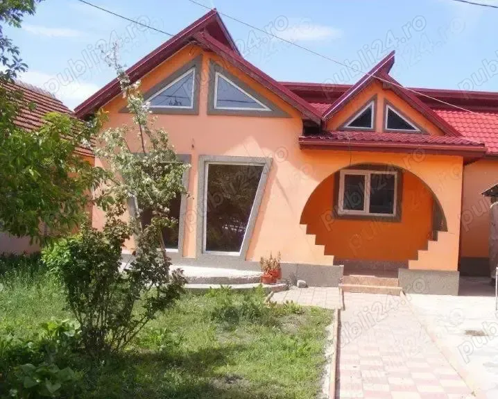 Casa Maracineni 4 camere pret de apartament, teren 1040mp,toate utilitățile, la 2km de Buzau
