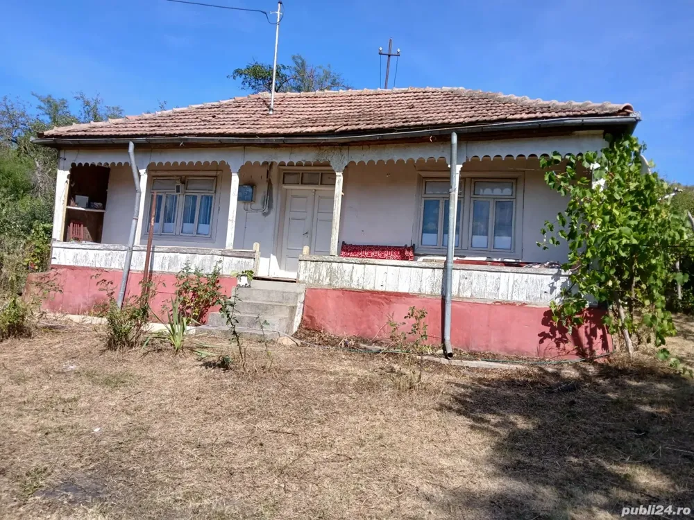 Casa de vanzare - imagine 1