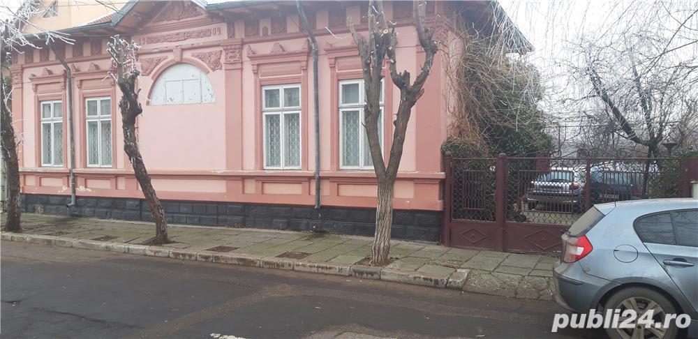 Casa   teren suprafata mare zona Hasdeu