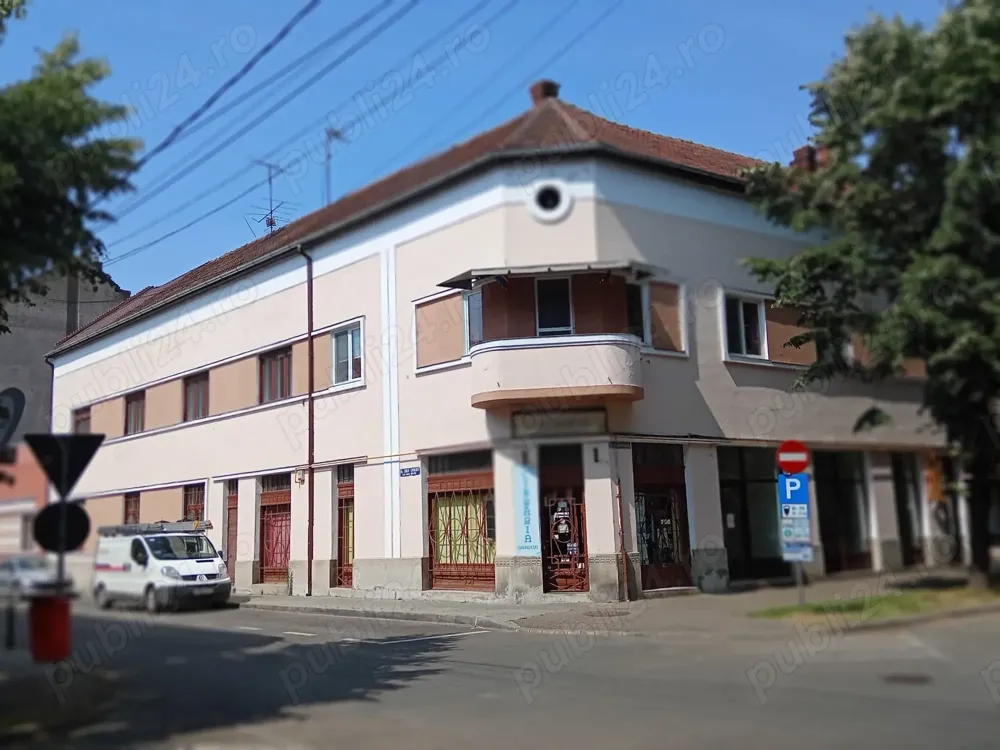 Proprietar închiriez apartament M.Viteazu 23 Satu Mare -Design to Rent