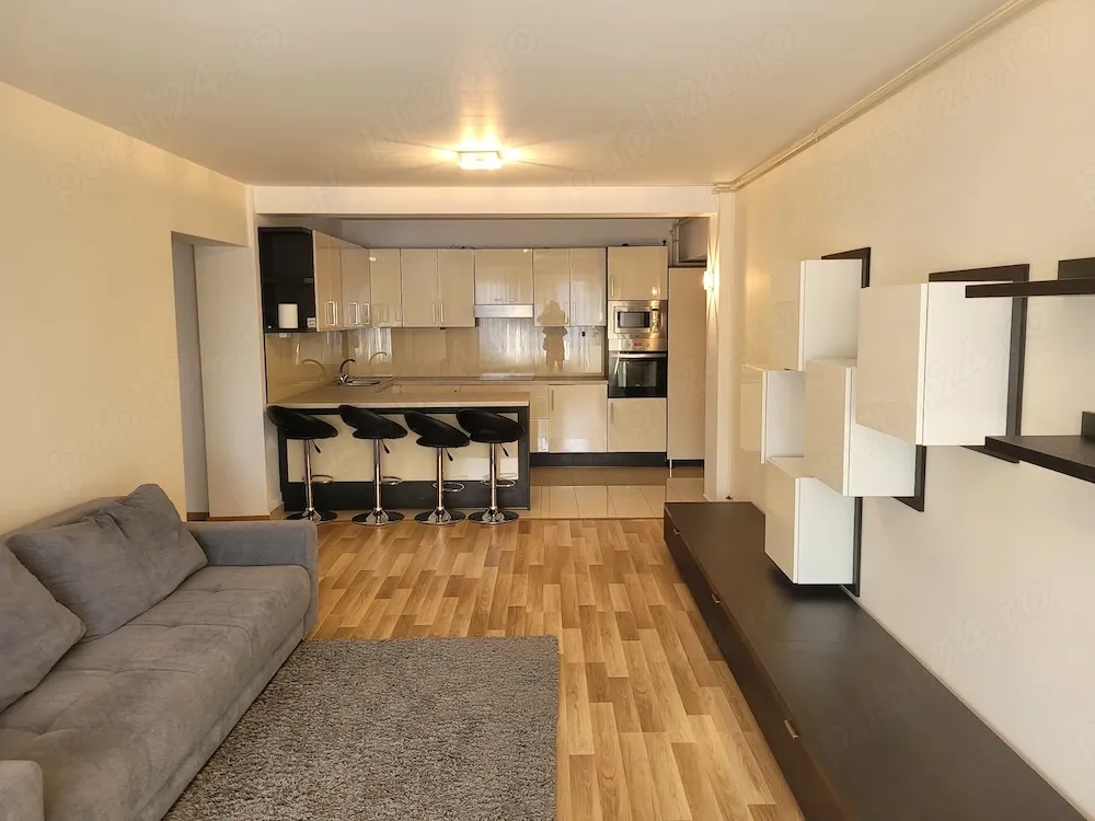 Apartament 2 camere CENTRU VECHI, et. II, lux, bloc nou, 70 mp, complet utilat