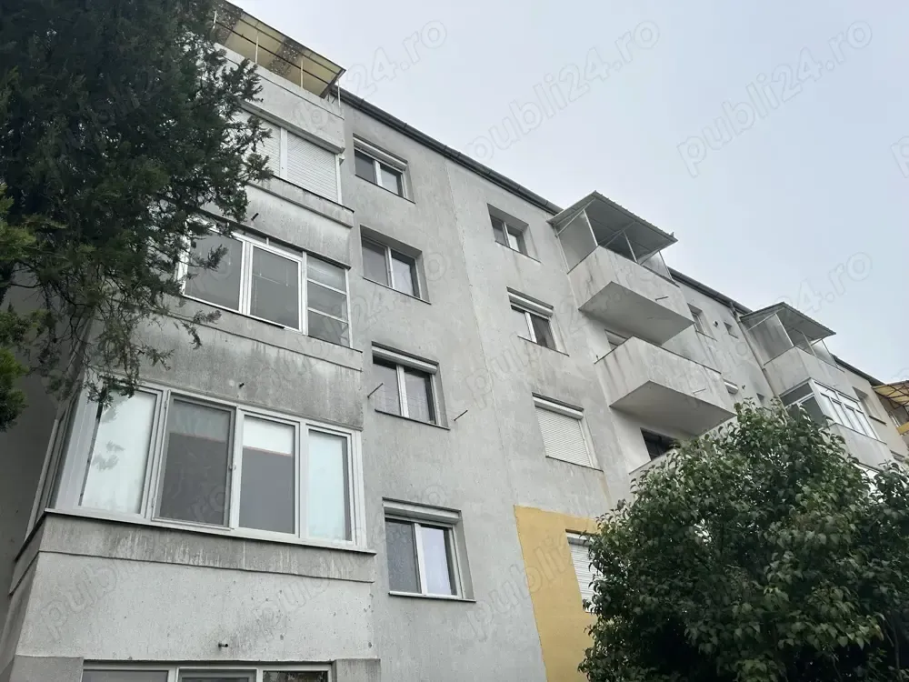 Vand apartament 2 camere confort 1