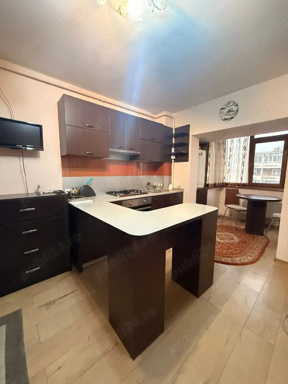 Proprietar Inchiriez un apart.si o garsoniera ultracentral. - imagine 1