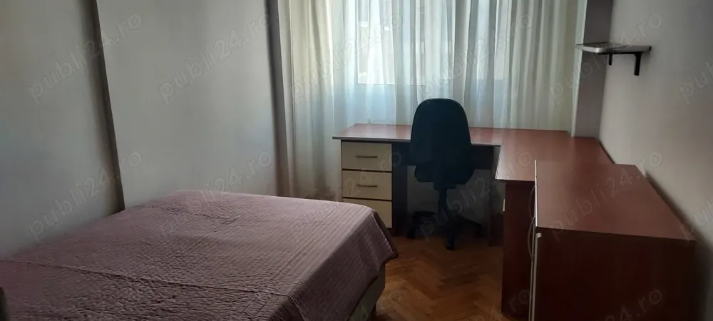 Inchiriez apartament 3 camere ultracentral - imagine 1