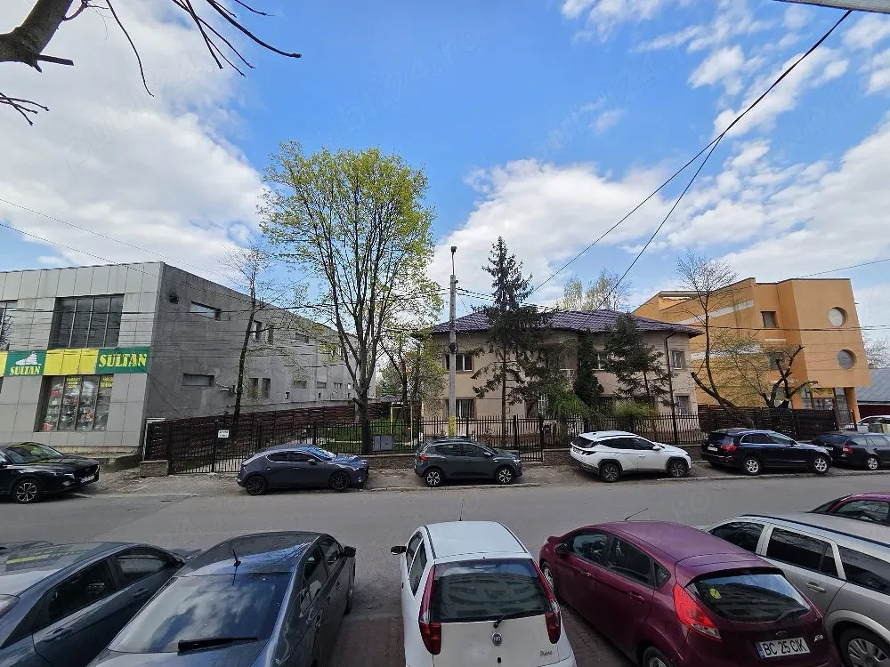 Casa spatioasa cu teren zona centrala Bacau
