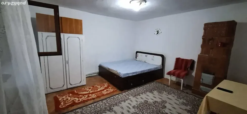 închiriez o camera