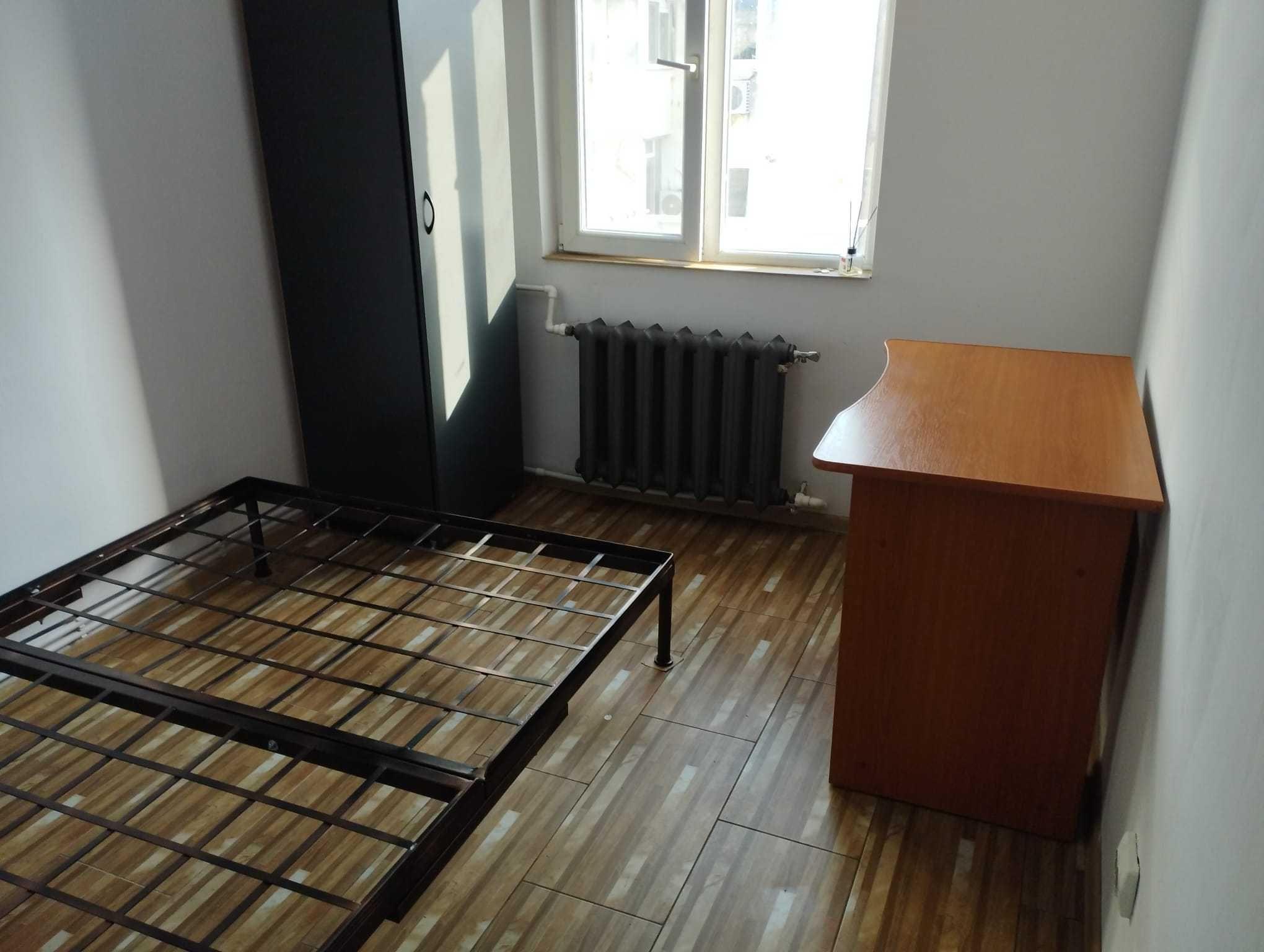 Închiriez garsoniera - imagine 1