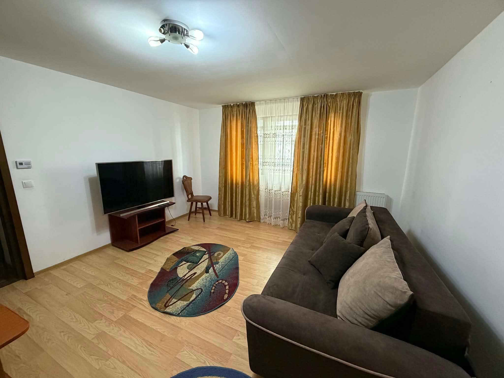 Apartament la parter de închiriat în micro 3, Buzău.