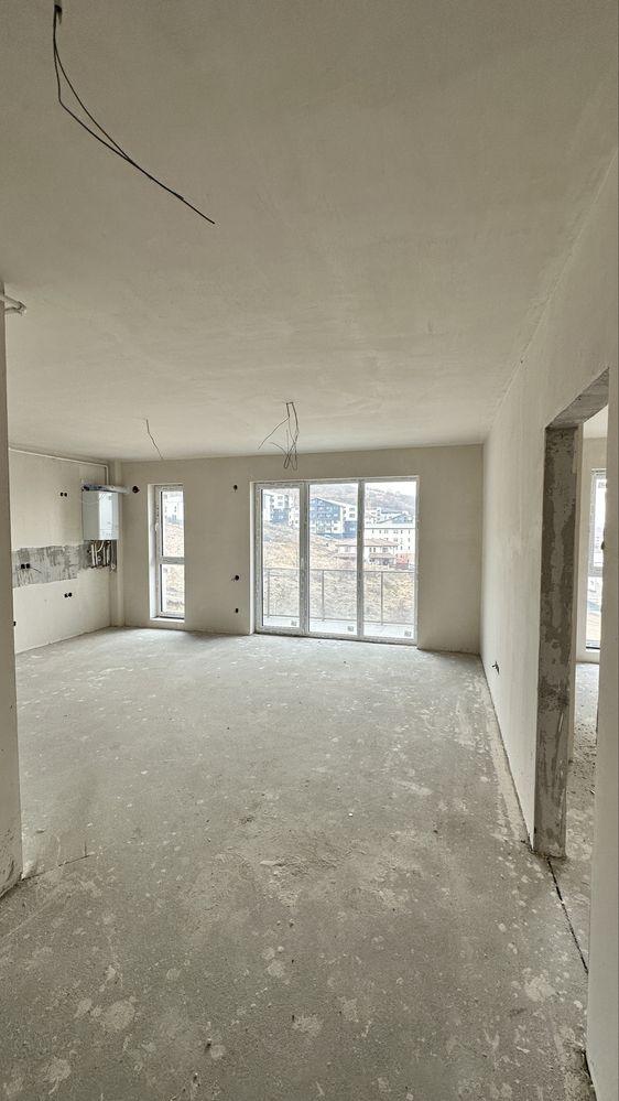 Apartament 2 camere semifinisat de vânzare în Florești
